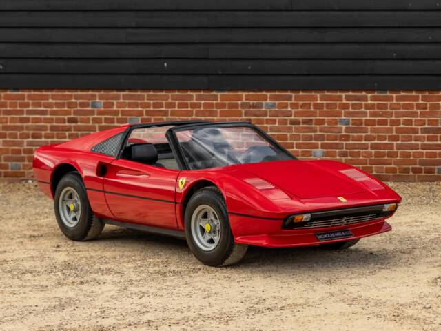 Bild 1/44 von Ferrari 308 GTB Quattrovalvole (1984)