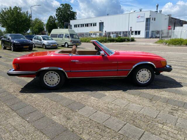 Mercedes-Benz 380 SL