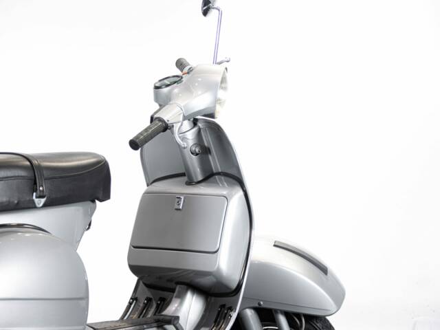 Piaggio Vespa P 200 E