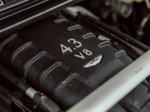 Aston Martin V8 Vantage