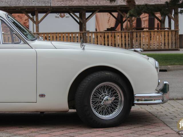 Jaguar Mk II 3.8