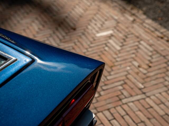 Maserati Khamsin