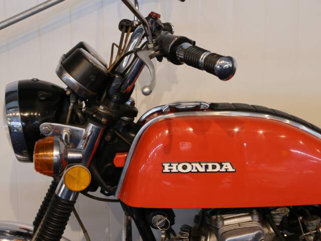 Honda CB 200