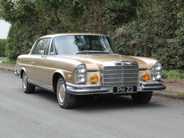 Image 1/16 of Mercedes-Benz 280 SE 3,5 (1971)
