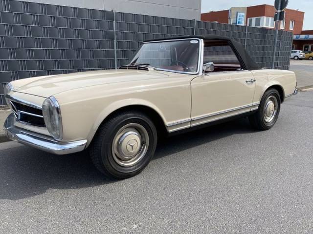 Image 1/42 of Mercedes-Benz 230 SL (1965)