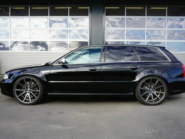 Audi RS4 Avant