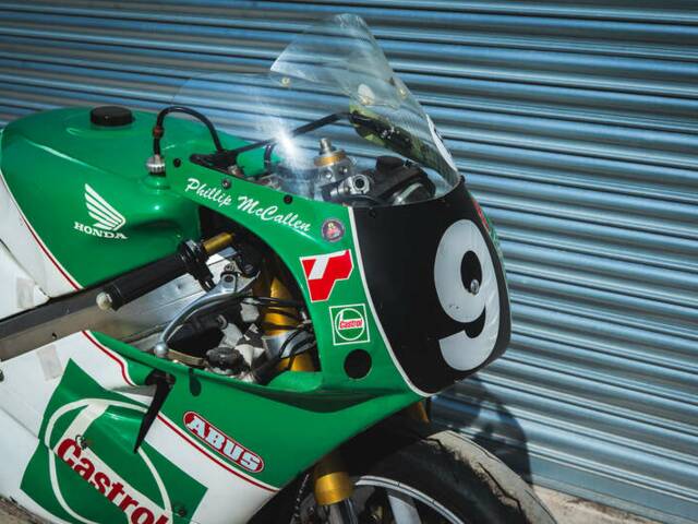 Honda VFR 750R RC 30