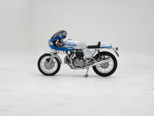 Ducati 900 SS