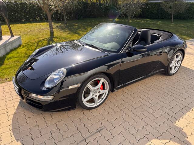 Bild 1/66 von Porsche 911 Carrera S (2006)