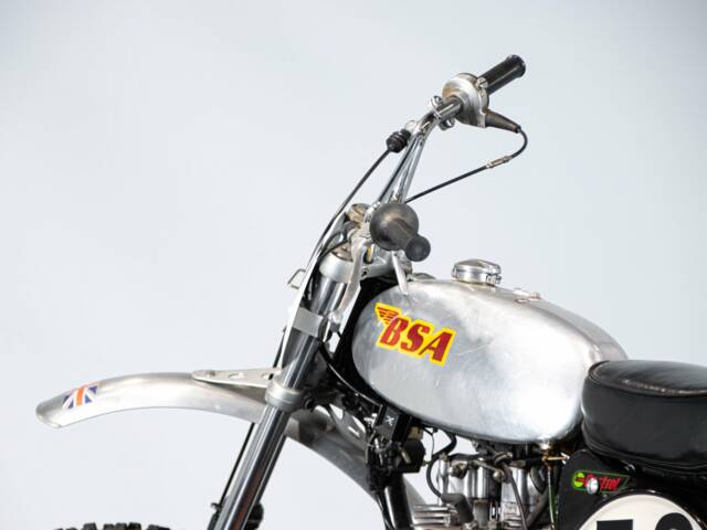 BSA B50
