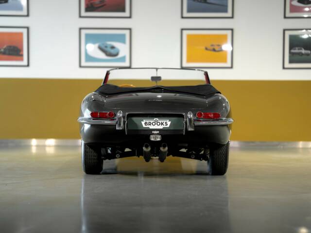 Jaguar E-Type 3.8 Flat Floor