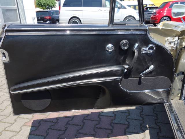 Mercedes-Benz 300 SE