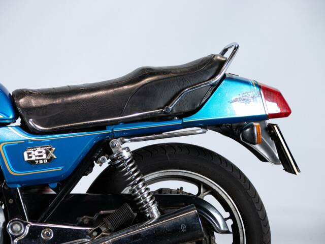 Suzuki GSX 750