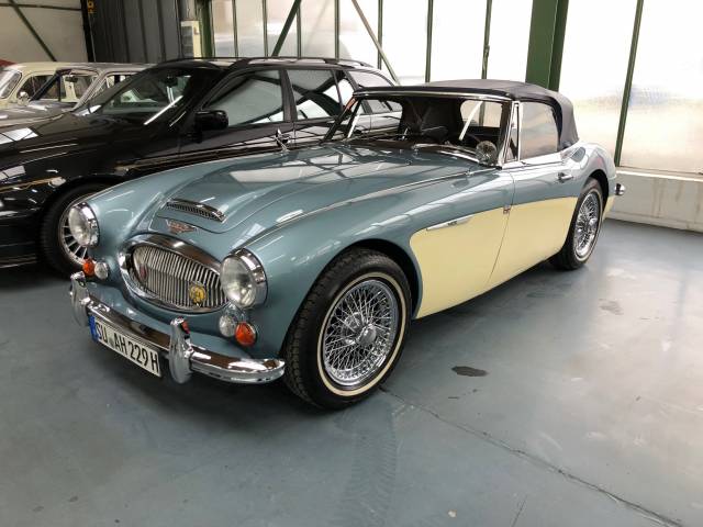 Image 1/8 of Austin-Healey 3000 Mk III (BJ8) (1967)