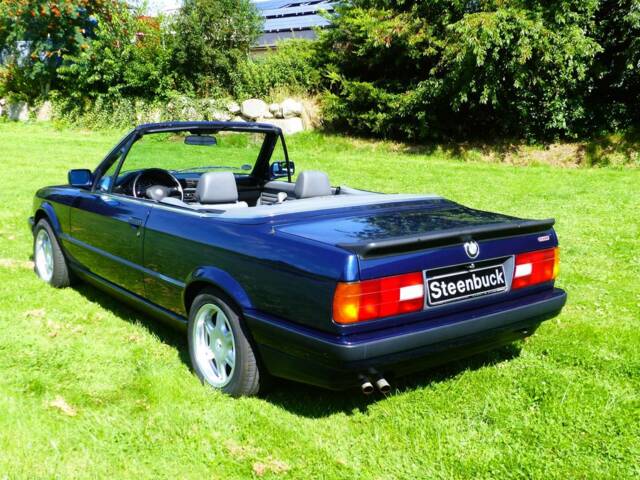 BMW 320i - BMW 320i Cabriolet (E30) 1992