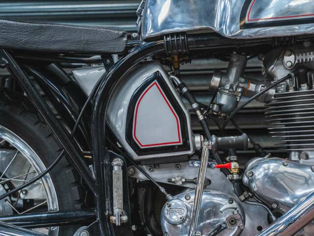 Norton Dominator Slimline TT