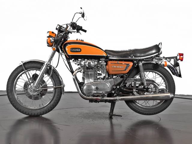 Imagen 1/19 de Yamaha DUMMY (1972)