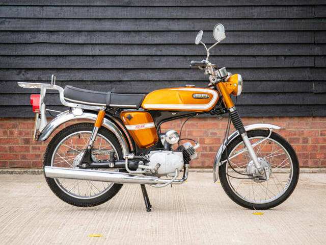 Image 1/22 of Yamaha DUMMY (1970)