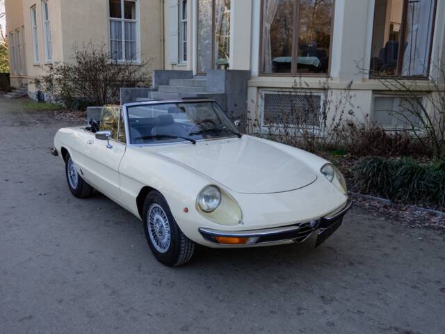 Alfa Romeo 2000 Spider Veloce