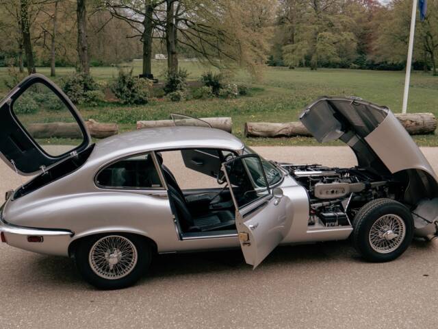 Jaguar E-Type V12 (2+2)