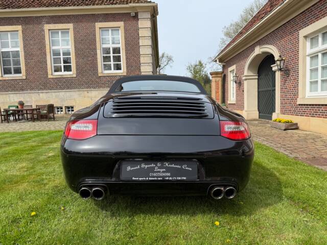 Porsche 911 Carrera