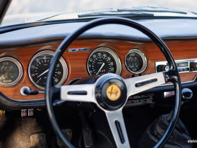 Alfa Romeo Giulia 1600 Sprint GT Veloce