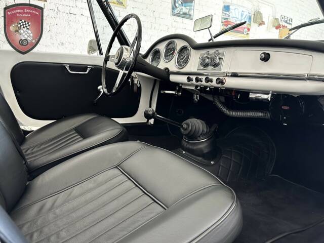 Alfa Romeo Giulia 1600 Spider Veloce