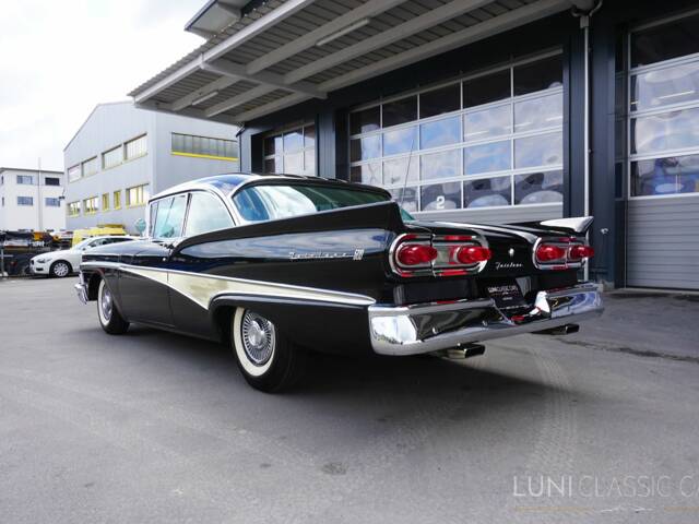 Ford Fairlane 500 Club Victoria