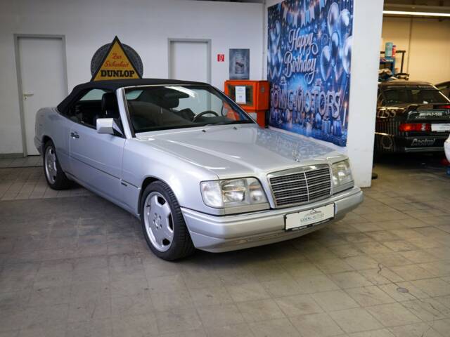 Mercedes-Benz E 320 "Final Edition"