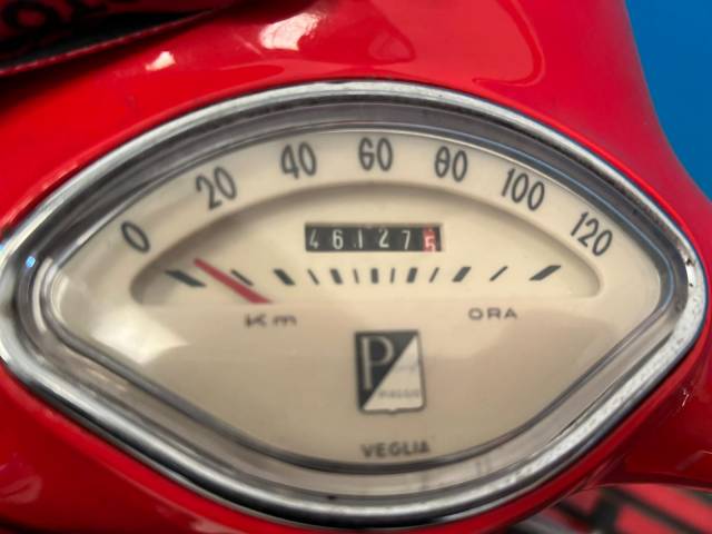 Piaggio Vespa 180 SS