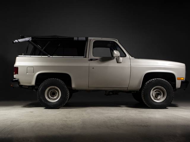 Image 1/37 of Chevrolet Blazer (1984)