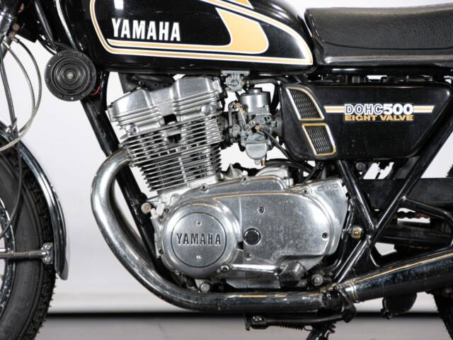 Yamaha TX 500