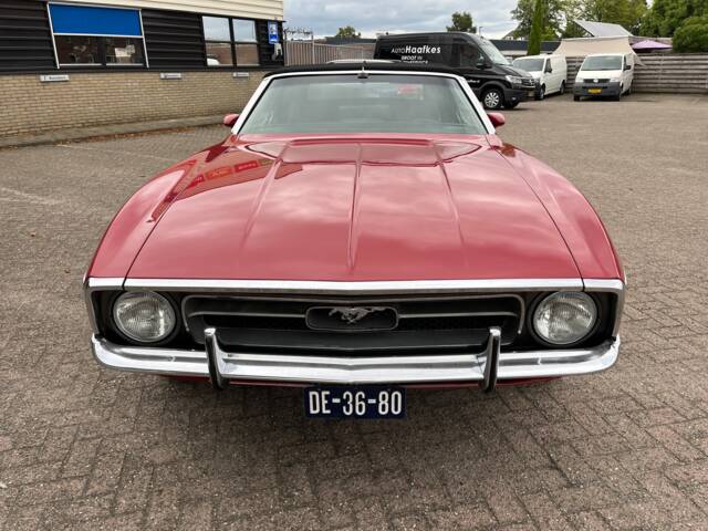 Ford Mustang 250
