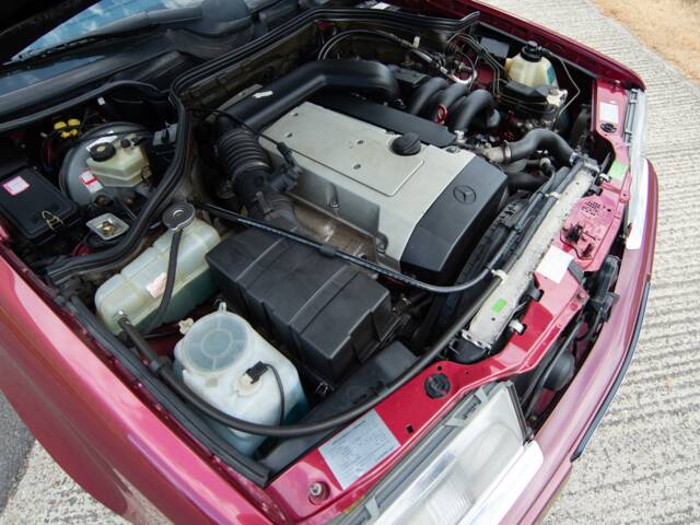 Mercedes-Benz E 320 T