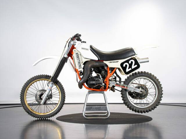 Armstrong MT 500