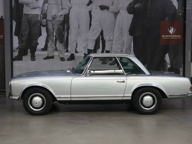 Mercedes-Benz 280 SL