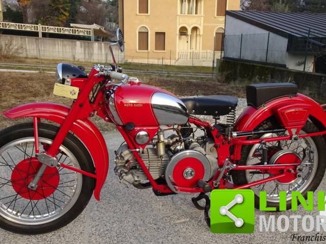 Imagen 1/9 de Moto Guzzi DUMMY (1952)
