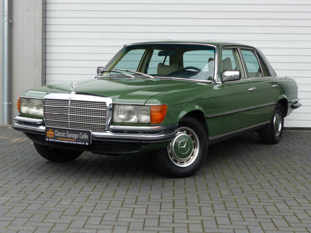 Immagine 1/23 di Mercedes-Benz 280 SE (1976)