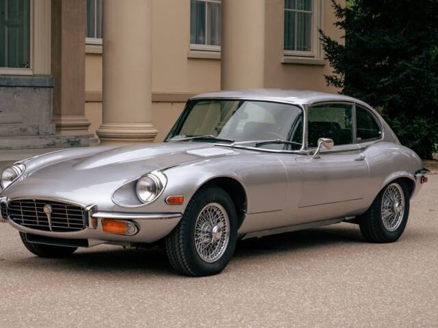 Jaguar E-Type V12 (2+2)