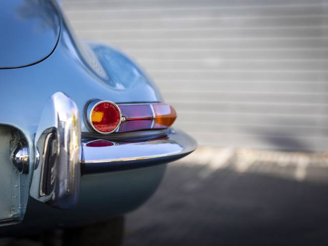 Jaguar E-Type 4.2