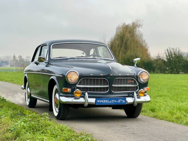 Volvo P 121