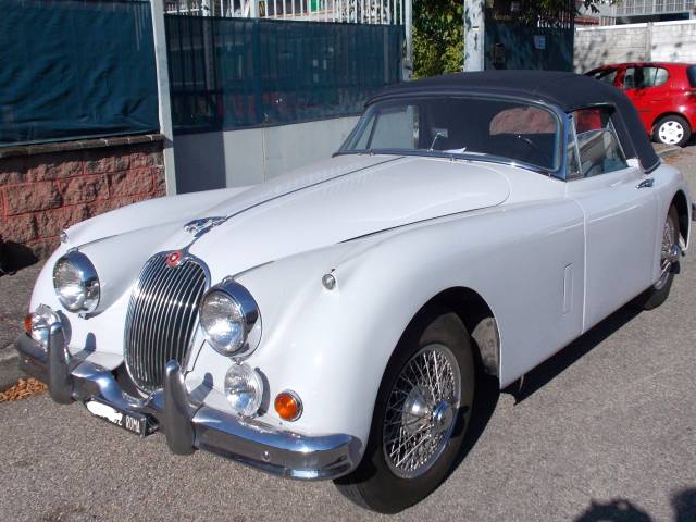 Imagen 1/21 de Jaguar XK 150 DHC (1957)