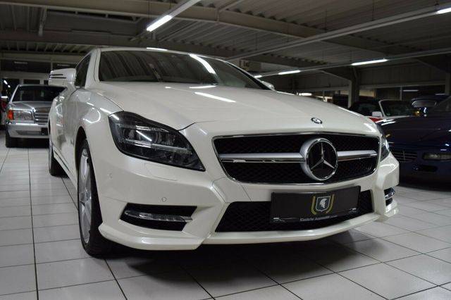 Image 1/15 of Mercedes-Benz CLS 500 (2013)