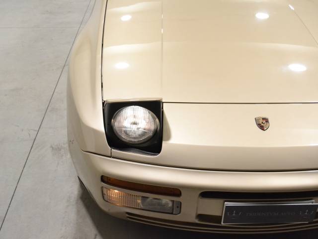 Porsche 944 Turbo