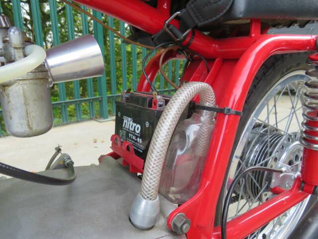 Gilera 175 Extra Rossa