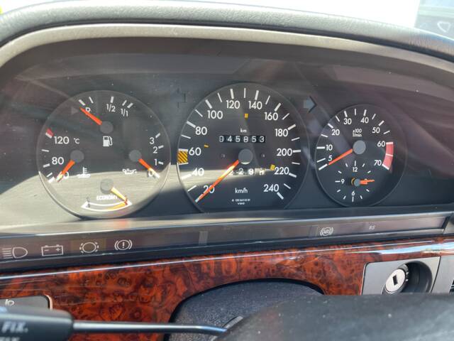 Mercedes-Benz 500 SEC