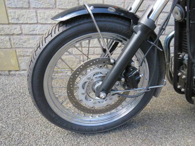 Triumph Bonneville T100