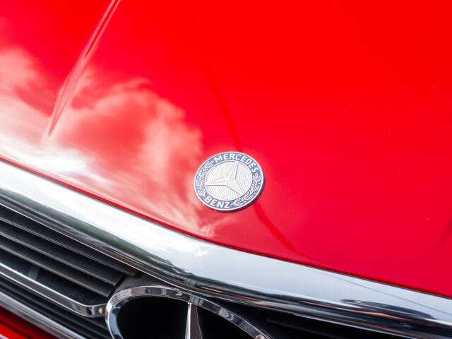 Mercedes-Benz 300 SL