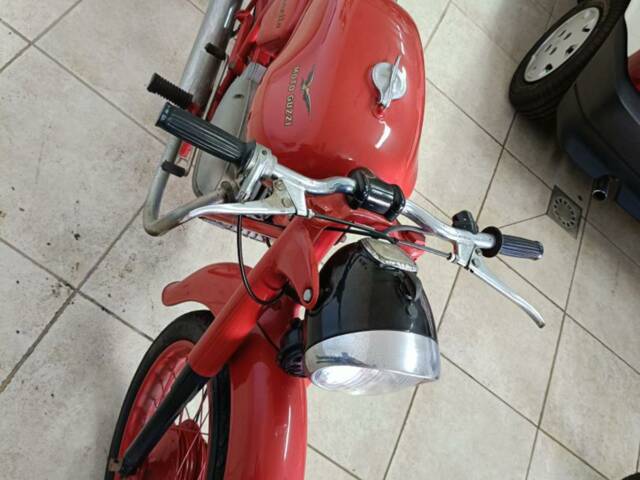 Moto Guzzi Stornello 125