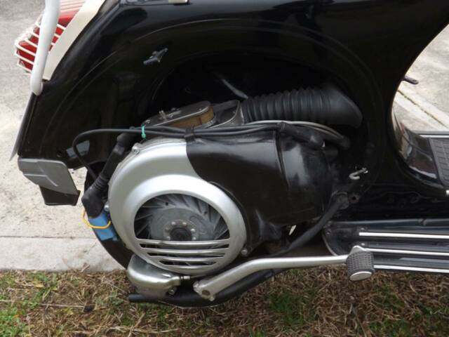 Piaggio Vespa PX 125 E